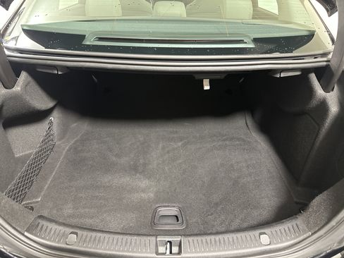 Used 2023 Mercedes-Benz E 350 4MATIC Sedan image 23