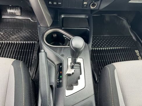 Used 2018 Toyota RAV4 XLE w/ Convenience Package AWD/4WD image 30