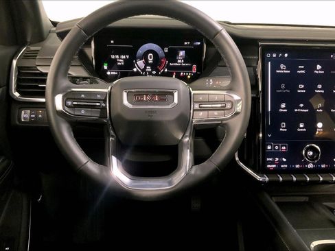 Used 2026 GMC Acadia Elevation w/ Elevation Premium Package FWD image 5