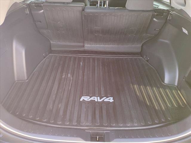 Certified 2021 Toyota RAV4 XLE FWD image 6