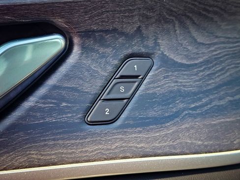 New 2025 Jeep Grand Cherokee Limited image 11