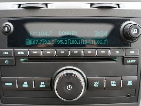 Used 2010 Chevrolet Traverse LT w/ Personal Connectivity Package image 25