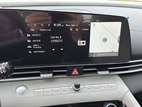 New 2026 Hyundai Elantra Limited FWD image 10