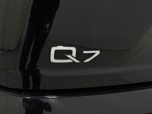 Used 2017 Audi Q7 3.0T Premium Plus image 41