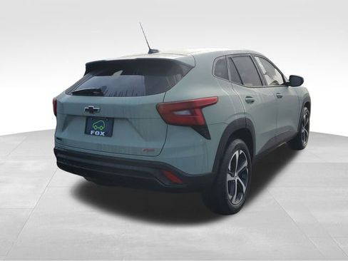 Certified 2024 Chevrolet Trax RS w/ Sunroof Package image 5