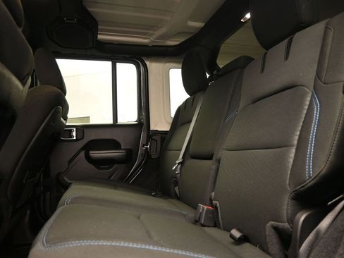 Used 2021 Jeep Wrangler Unlimited Rubicon 4xe w/ Cold Weather Group image 16