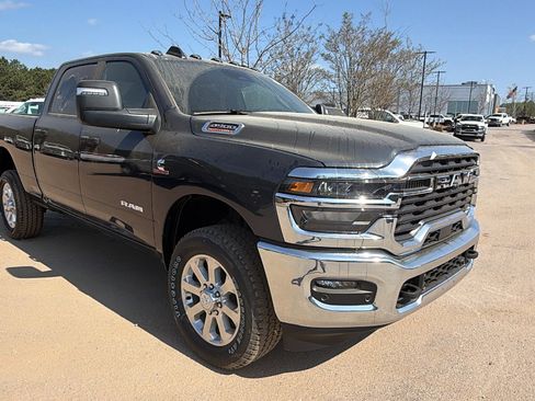New 2026 RAM 2500 Big Horn AWD/4WD image 5