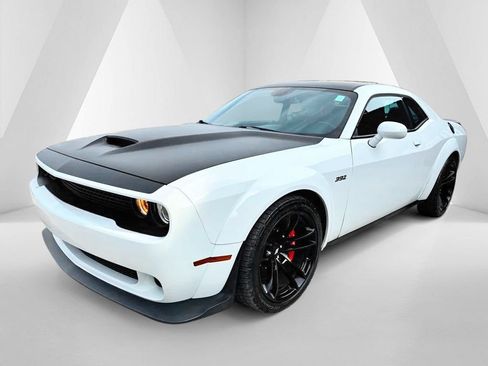 Used 2021 Dodge Challenger R/T Scat Pack RWD image 3