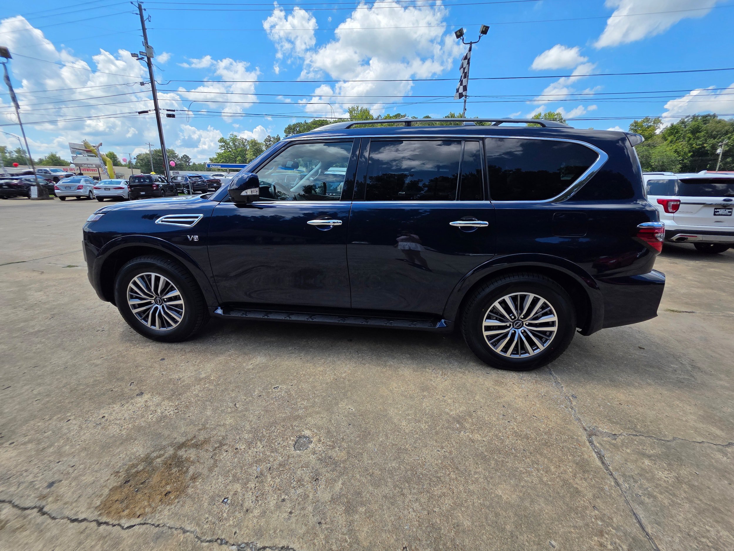 Used 2022 Nissan Armada SL RWD image 8