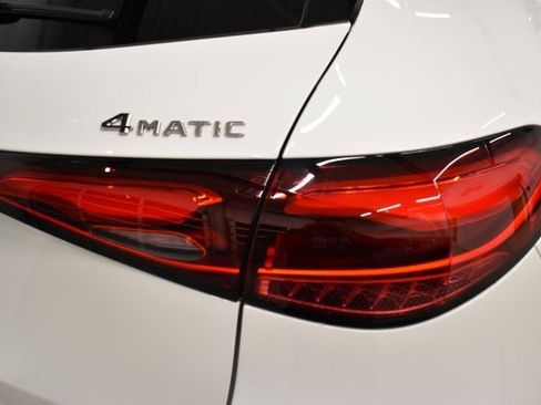 New 2026 Mercedes-Benz GLC 300 4MATIC image 12