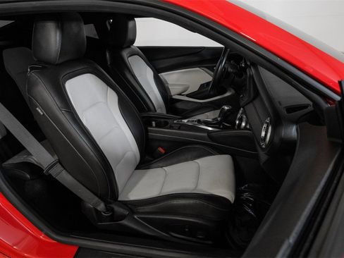 Used 2022 Chevrolet Camaro LT image 35