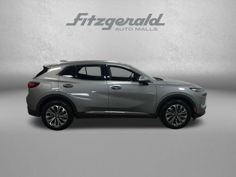 Used 2024 Buick Envision Preferred AWD/4WD image 7