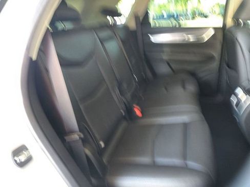 Used 2019 Cadillac XT5 Luxury image 43