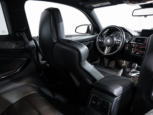Used 2019 BMW M4 Coupe w/ Competition Package image 35