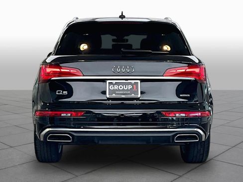Used 2024 Audi Q5 e Premium Plus w/ Premium Plus Package AWD/4WD image 6
