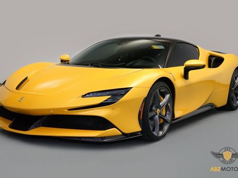Used 2022 Ferrari SF90 Stradale image 3