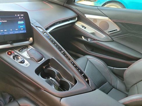 Used 2024 Chevrolet Corvette Z06 RWD image 19