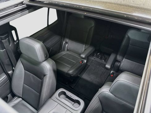 Used 2024 Chevrolet Tahoe Z71 AWD/4WD image 25