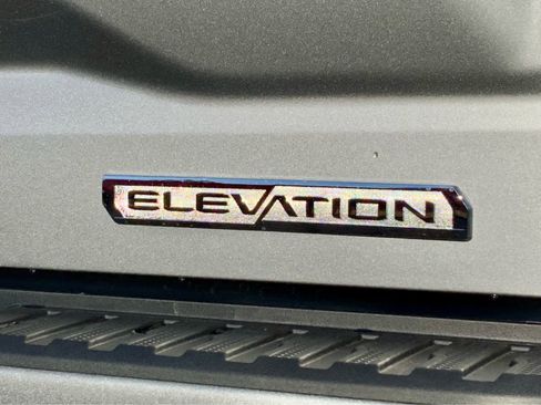 New 2026 GMC Sierra 1500 Elevation image 22