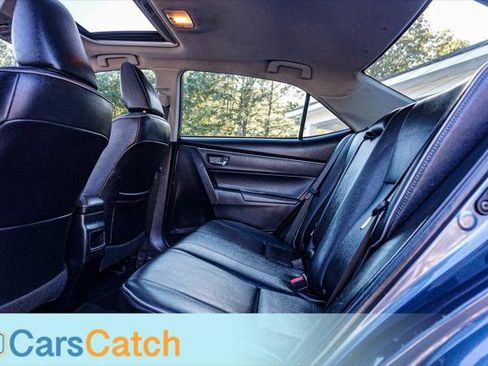 Used 2018 Toyota Corolla XLE image 20