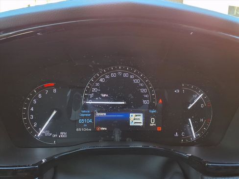 Used 2018 Cadillac XT5 FWD image 29