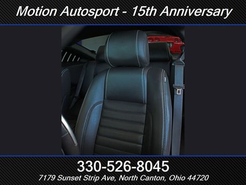 Used 2013 Ford Mustang GT Premium w/ Security Pkg RWD image 28