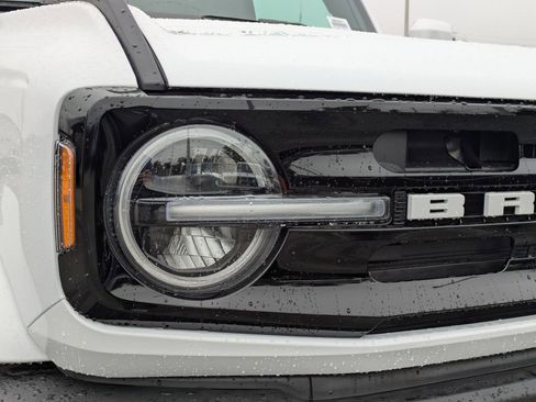 New 2025 Ford Bronco Outer Banks image 10