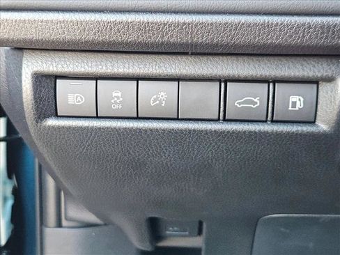 Used 2025 Toyota Camry XSE image 13