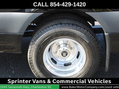 Used 2019 Mercedes-Benz Sprinter 3500 image 17