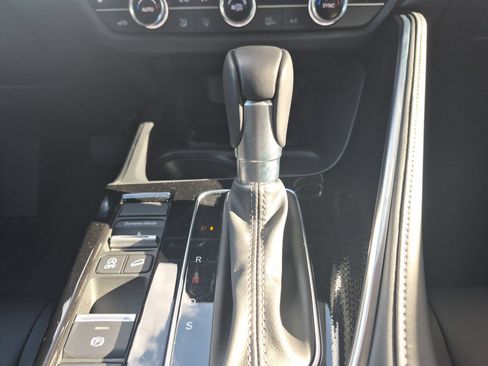Certified 2025 Acura ADX FWD image 19