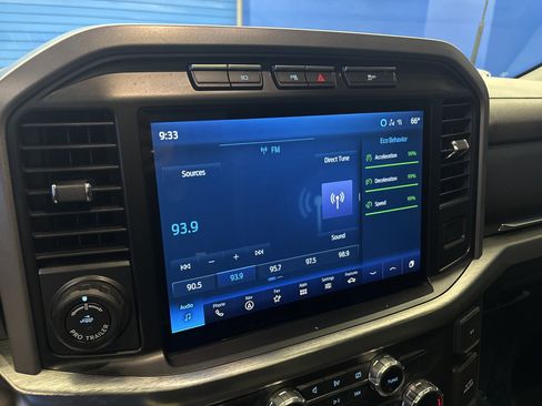 Used 2022 Ford F150 Lariat w/ Equipment Group 502A High image 18