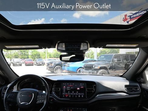 Used 2024 Dodge Durango GT image 31