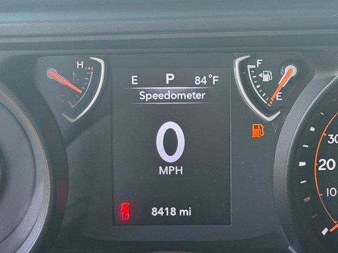 Used 2025 Jeep Gladiator Sport AWD/4WD image 24