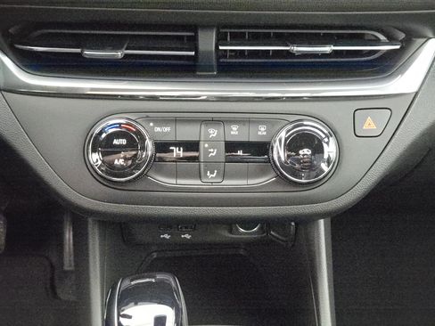 New 2026 Buick Envista Preferred image 14