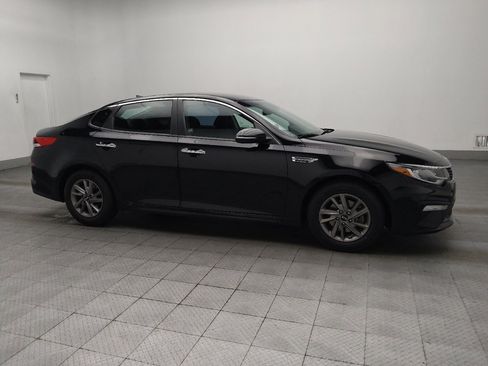 Used 2020 Kia Optima LX image 11