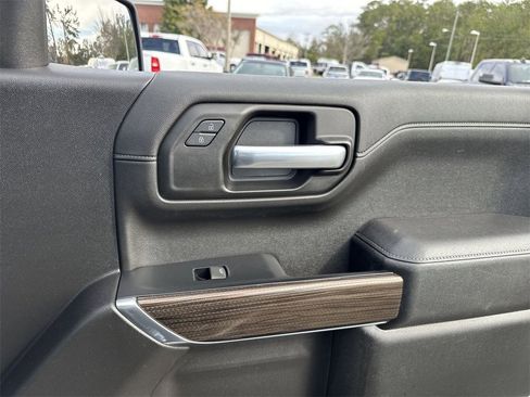 Used 2019 Chevrolet Silverado 1500 RST image 27