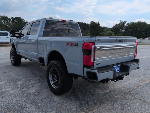 Used 2024 Ford F350 Platinum AWD/4WD image 5