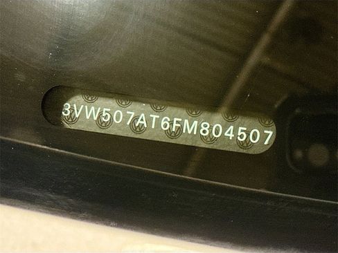 Used 2015 Volkswagen Beetle 1.8T image 35