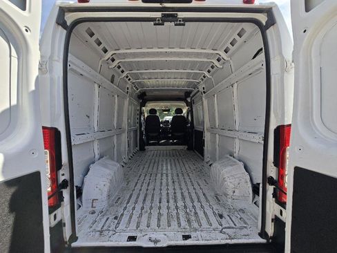 Used 2023 RAM ProMaster 2500 FWD image 14
