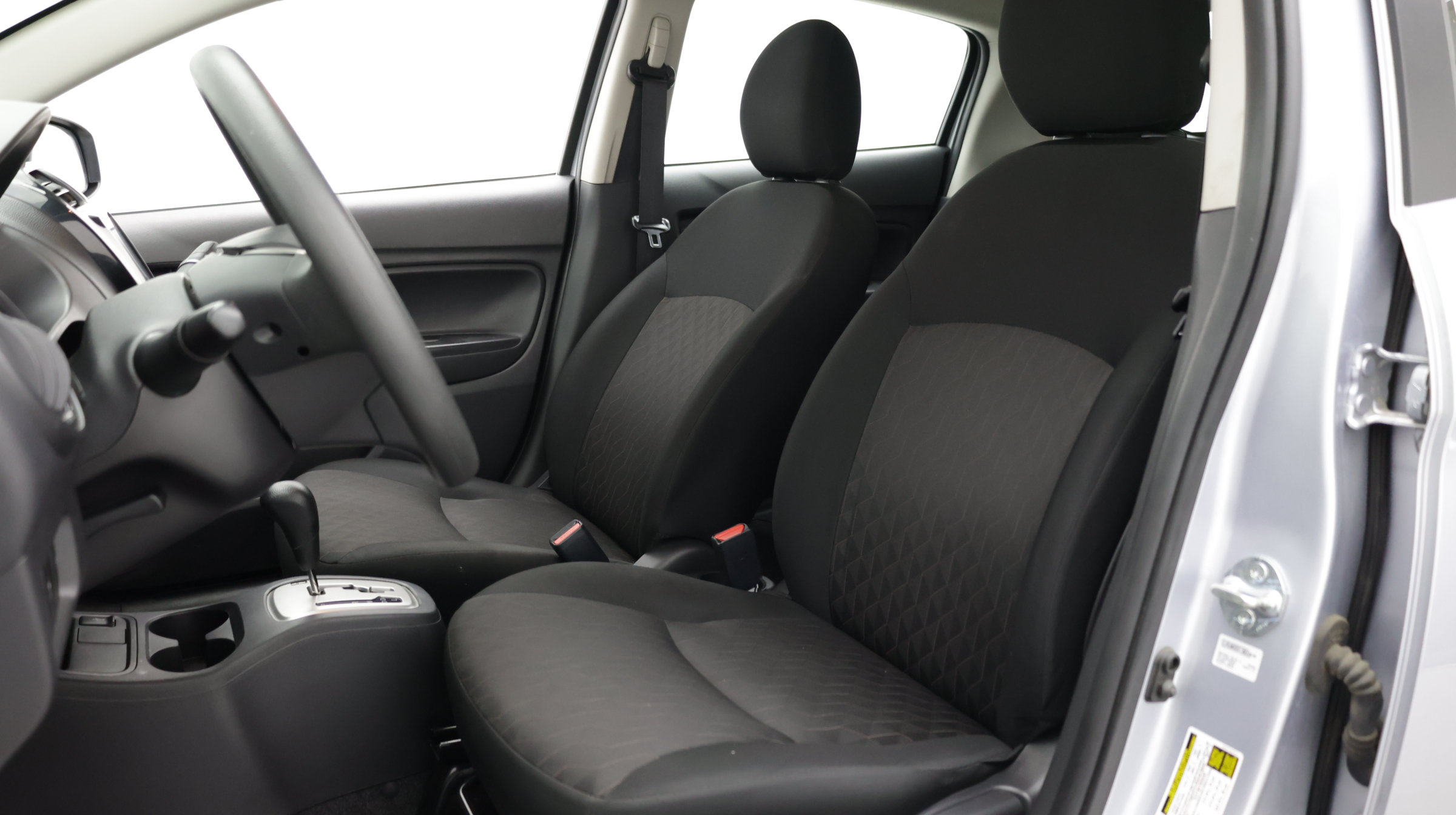 Used 2024 Mitsubishi Mirage ES FWD image 13