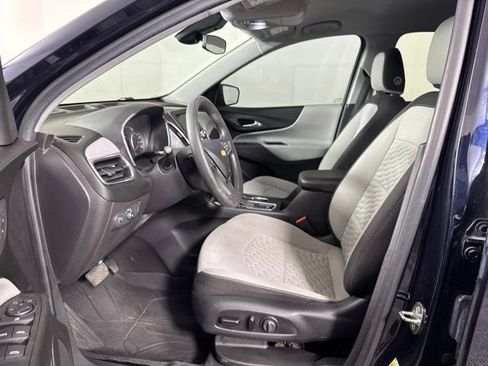 Used 2020 Chevrolet Equinox LT w/ LPO, Floor Liner Package AWD/4WD image 11