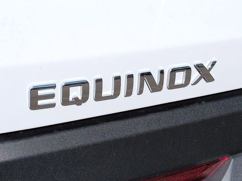 New 2026 Chevrolet Equinox LT w/ Safety and Technology Package image 6