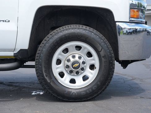 Used 2018 Chevrolet Silverado 3500 W/T w/ WT Fleet Convenience Package AWD/4WD image 11