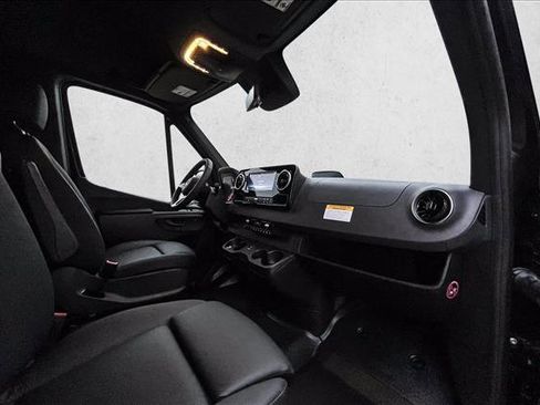 New 2026 Mercedes-Benz Sprinter 2500 image 23