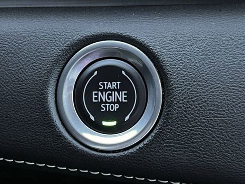 Certified 2021 Cadillac Escalade Sport image 21