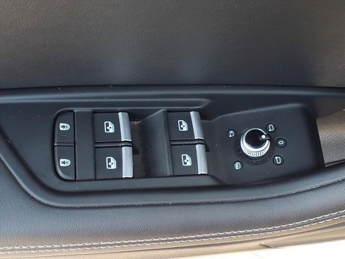 Used 2022 Audi A4 2.0T Premium Plus w/ Premium Plus Package image 17