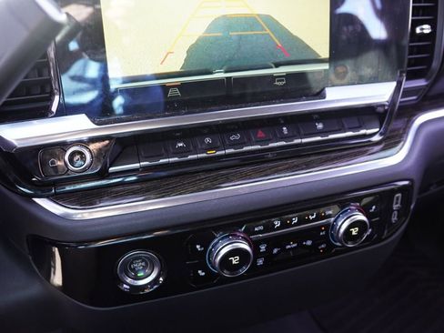 Used 2023 GMC Sierra 1500 Elevation image 17