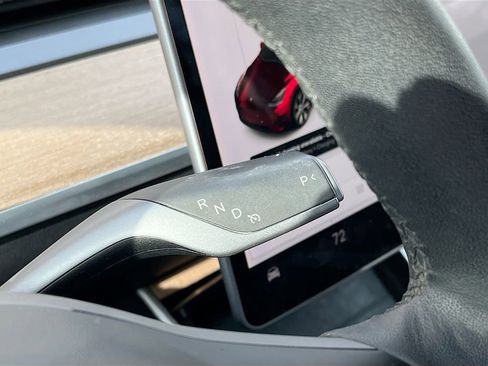Used 2021 Tesla Model Y 2WD image 15