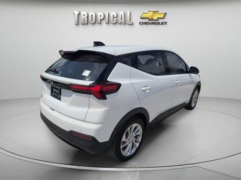 New 2027 Chevrolet Bolt LT FWD image 5