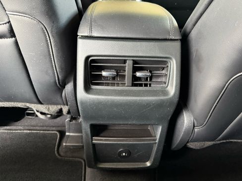 Certified 2024 Ford Edge SEL AWD/4WD image 11